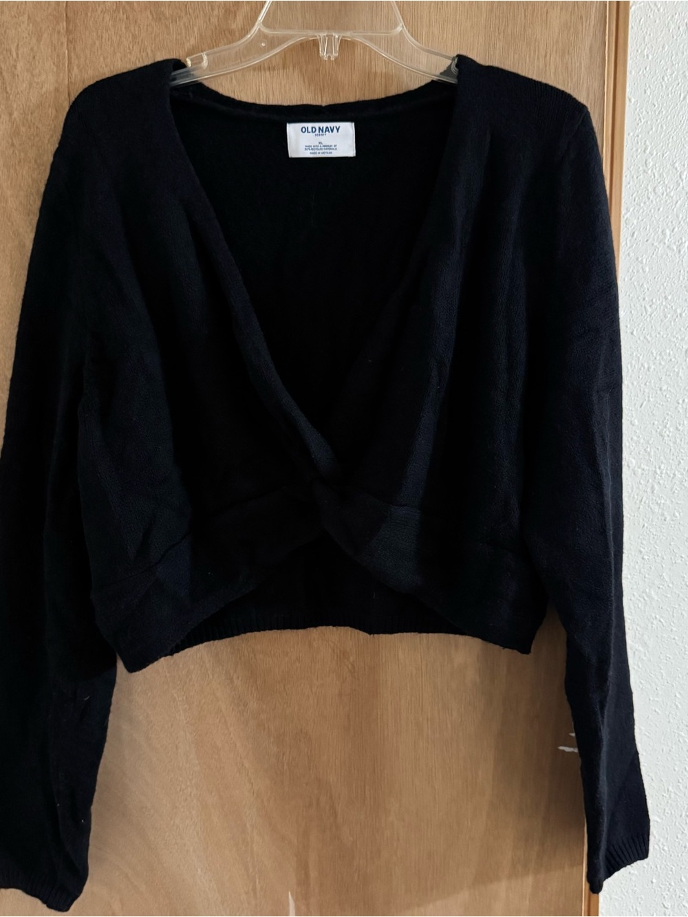 Old Navy Black Twist-Front Cropped Sweater